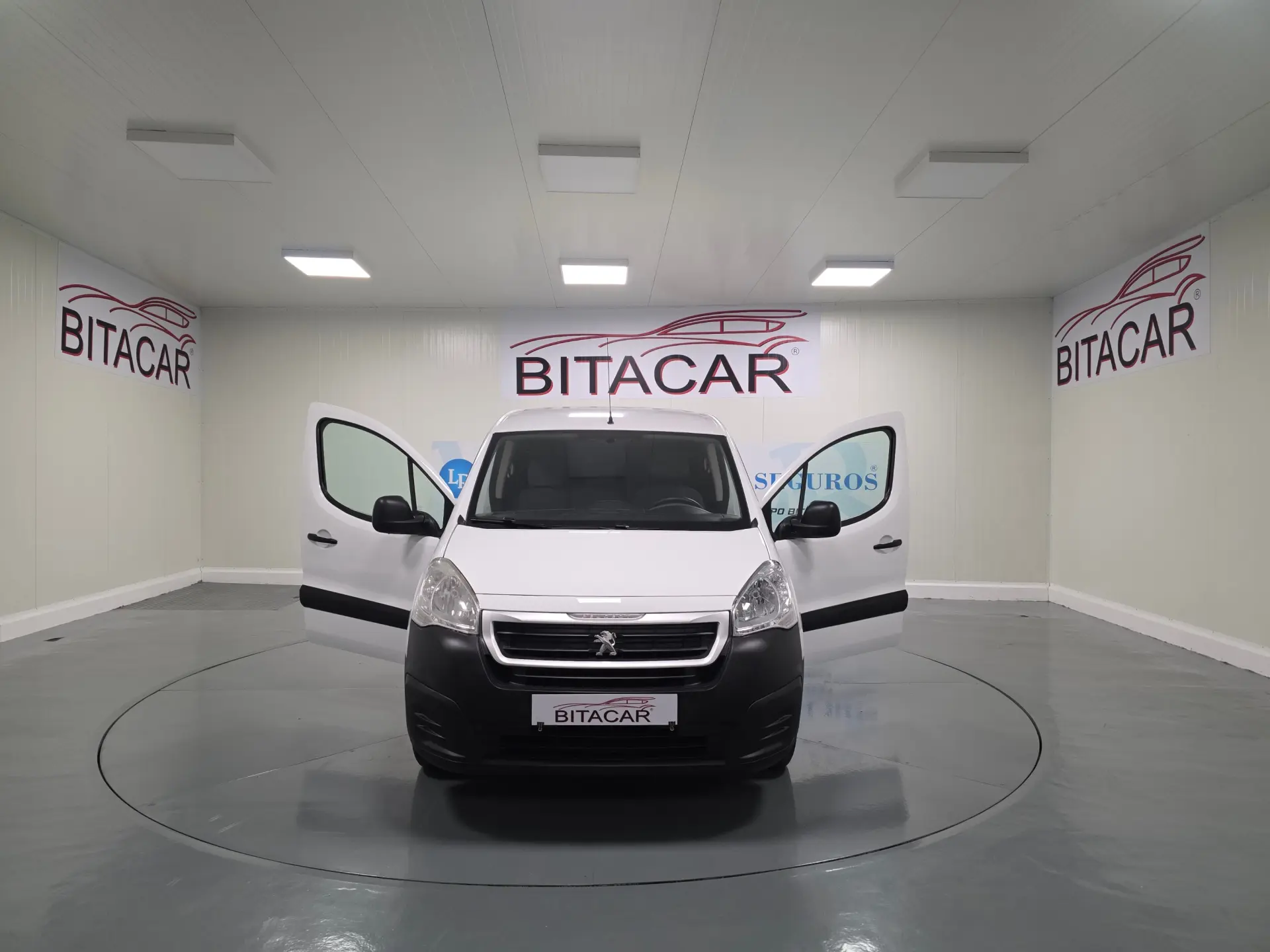 Peugeot Partner 1.6 HDI L1 PACK CD CLIM 18