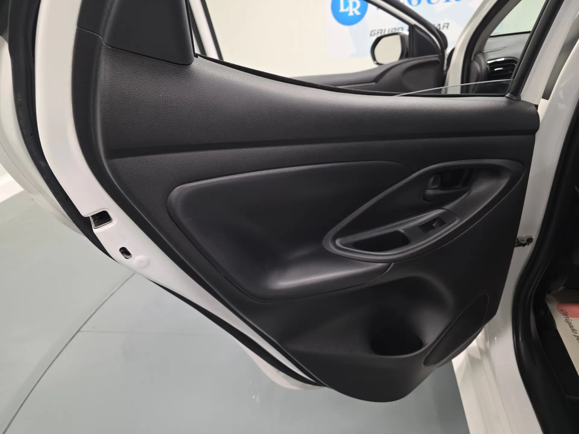 Toyota Yaris 1.5 HDF EXCLUSIVE 67