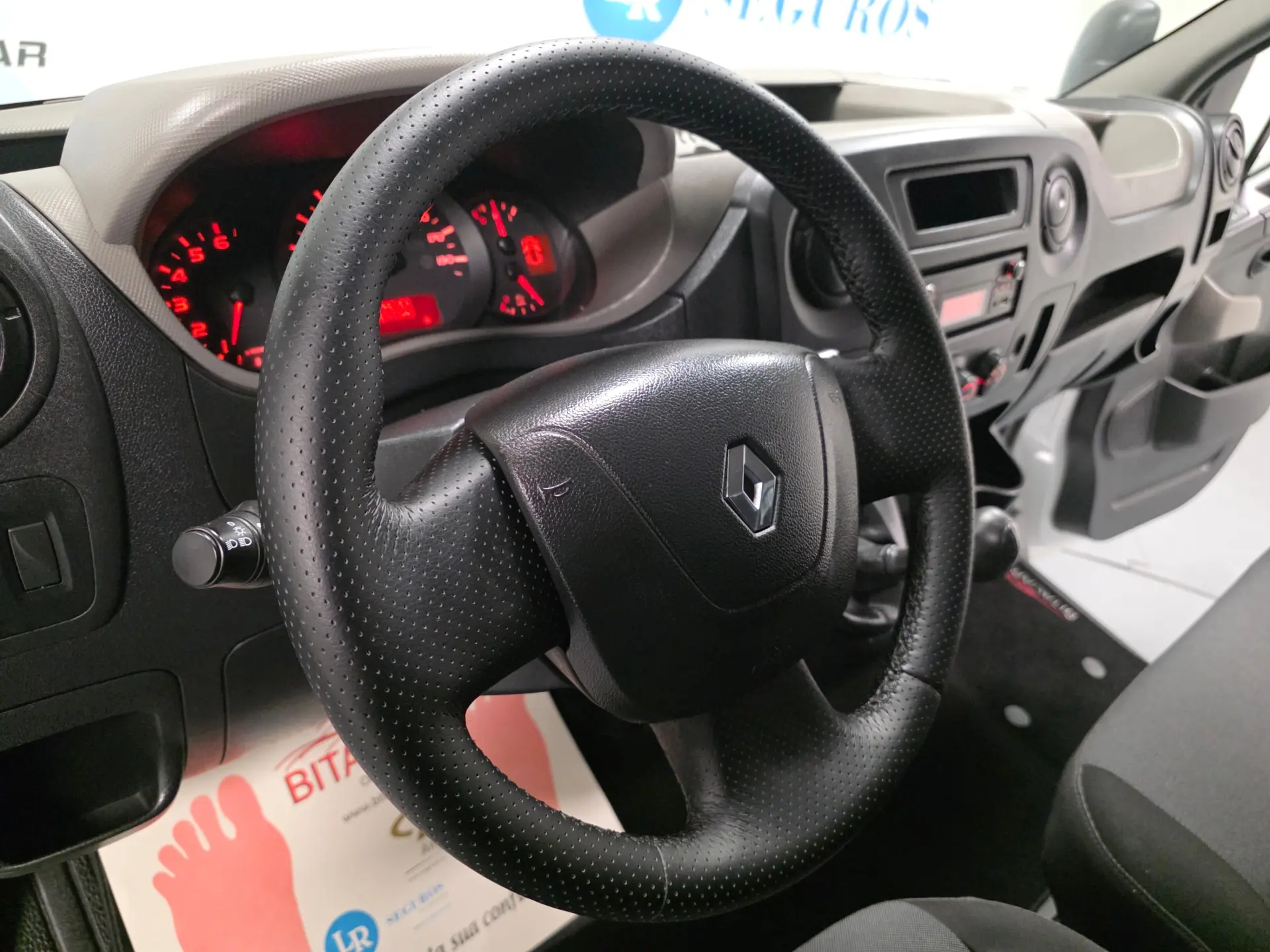 Renault Master 2.3 DCI 130CV BASCULANTE 84
