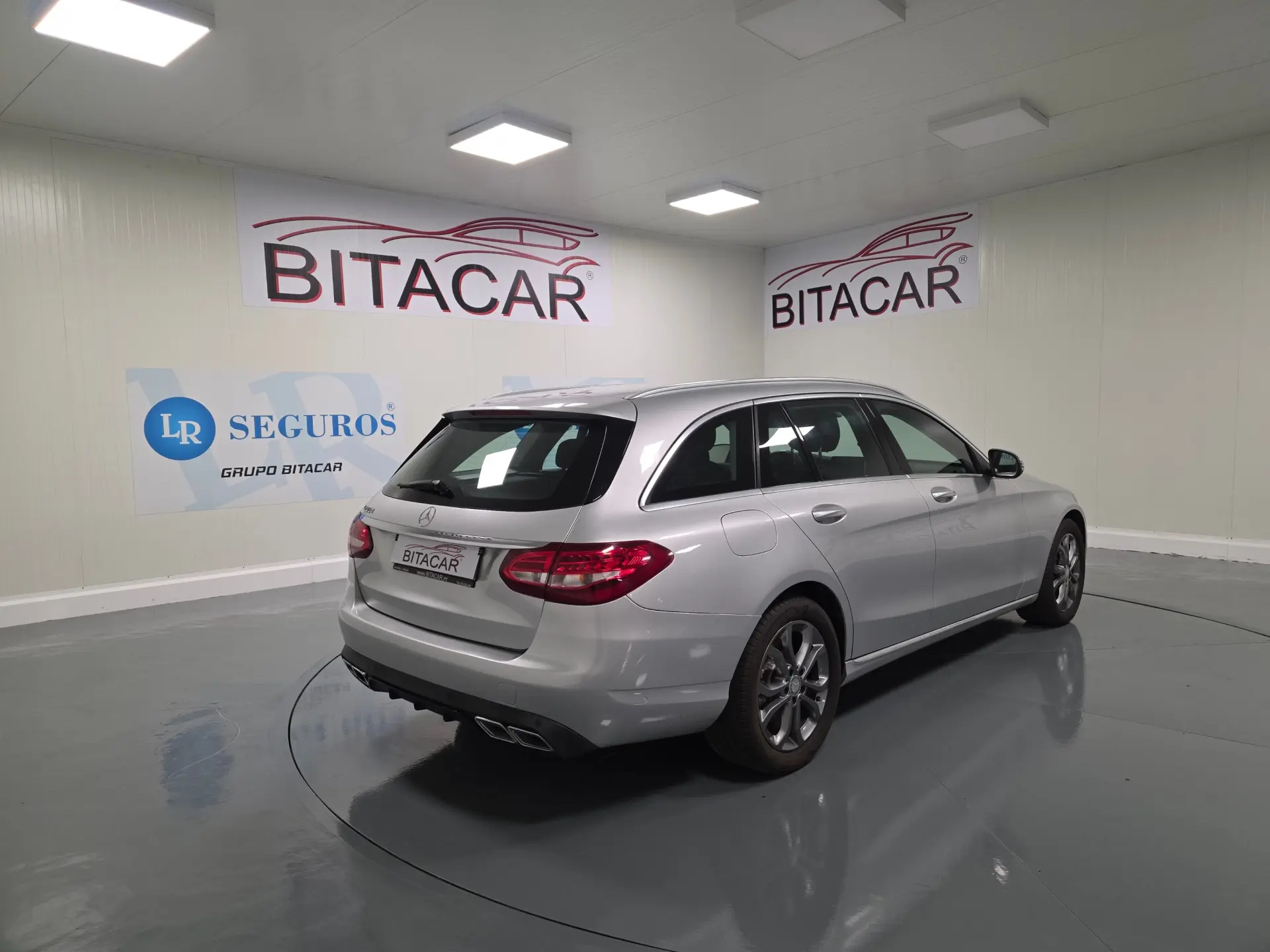 Mercedes-Benz C 200 D BLUETEC STATION 32