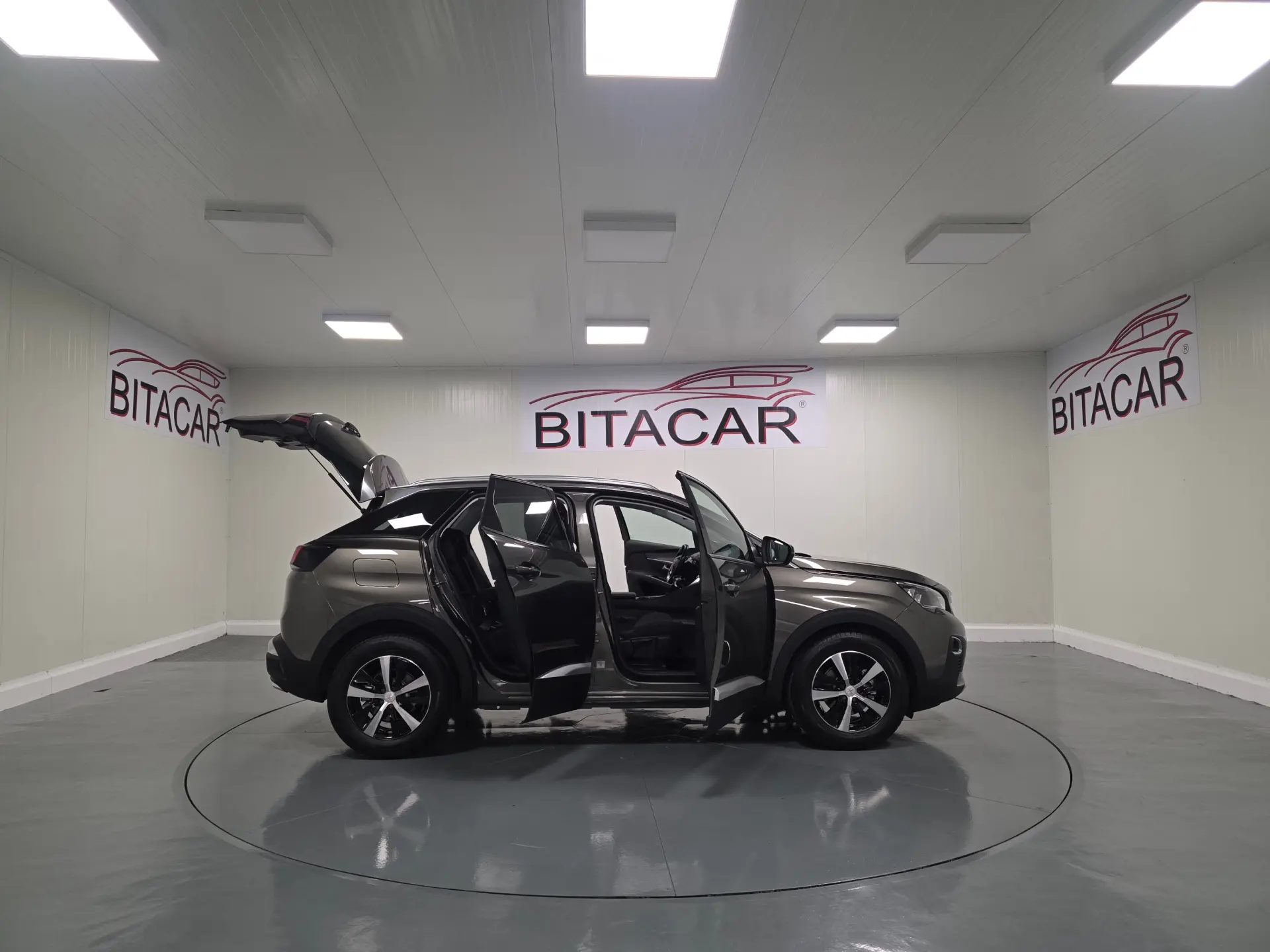 Peugeot 3008 1.5 BLUEHDI ACTIVE 76