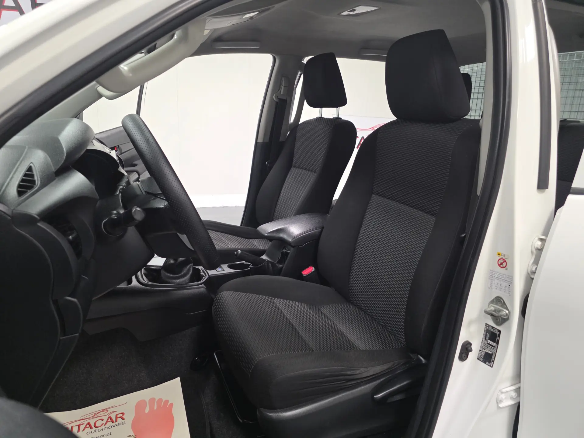 Toyota Hilux 2.4 D-4D 4WD CD CH 75
