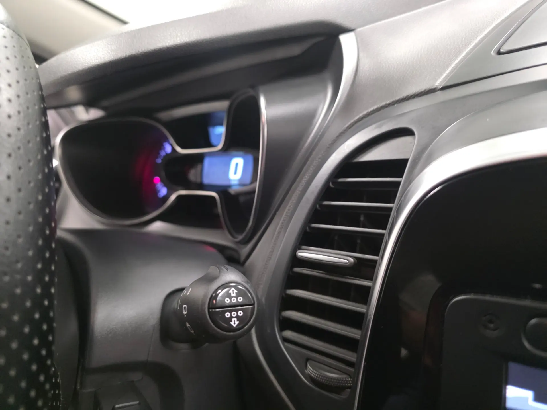 Renault Captur 1.5 DCI EXCLUSIVE 120