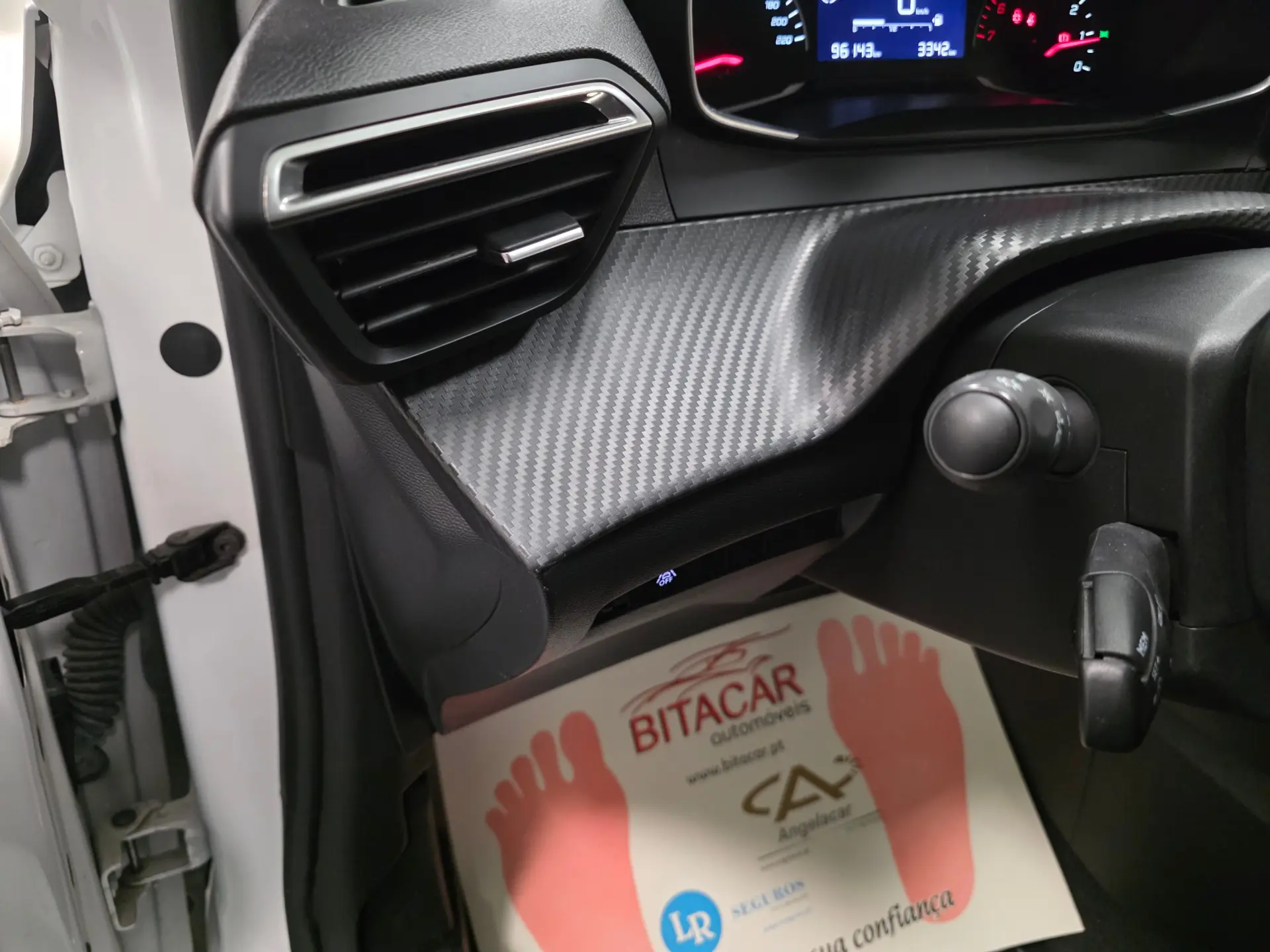 Peugeot 208 1.2 ACTIVE 102