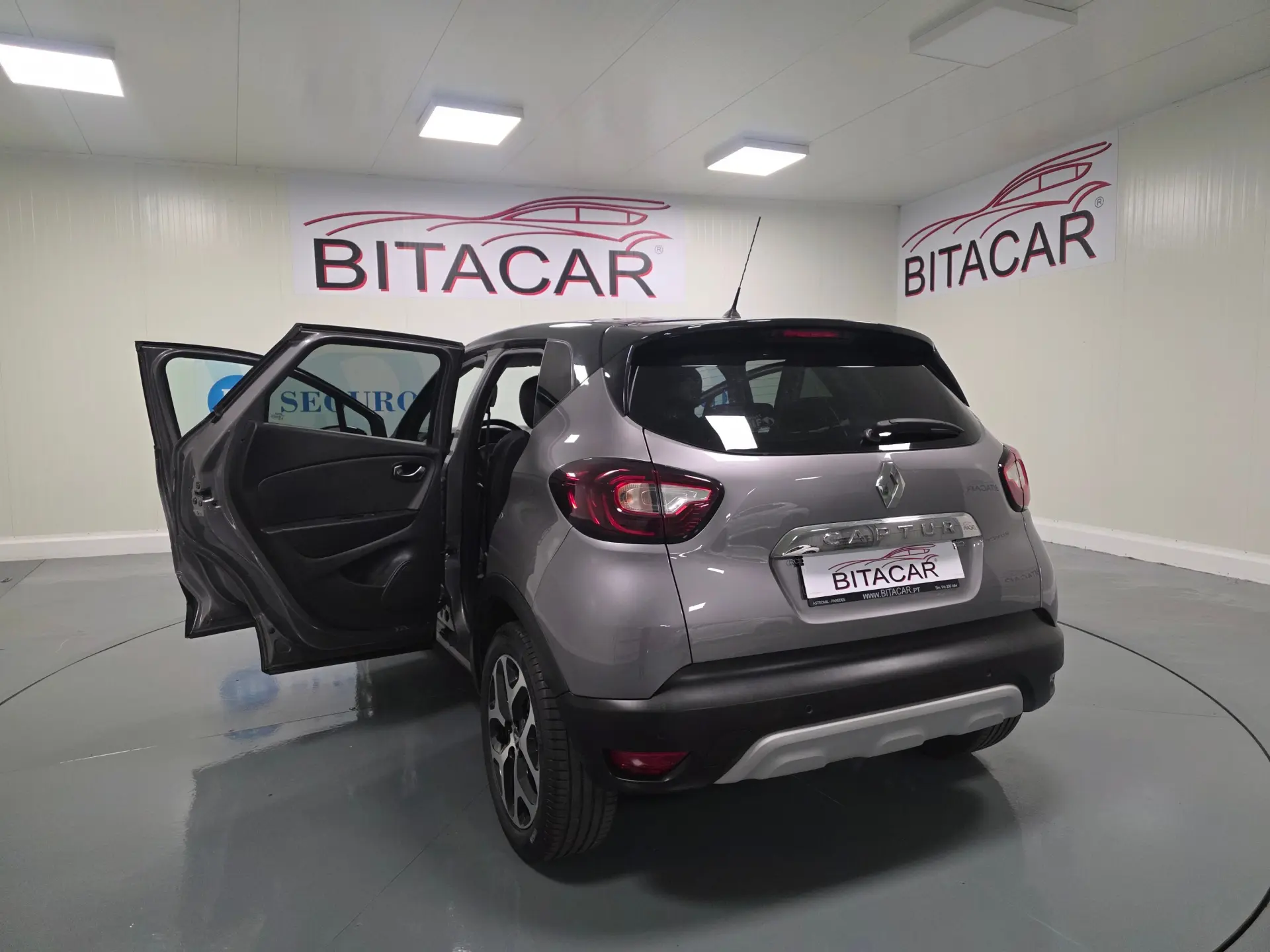 Renault Captur 1.5 DCI EXCLUSIVE 55
