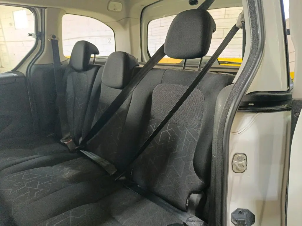 Peugeot Partner TEPEE 1.6 BLUEHDI 5 LUGARES 5