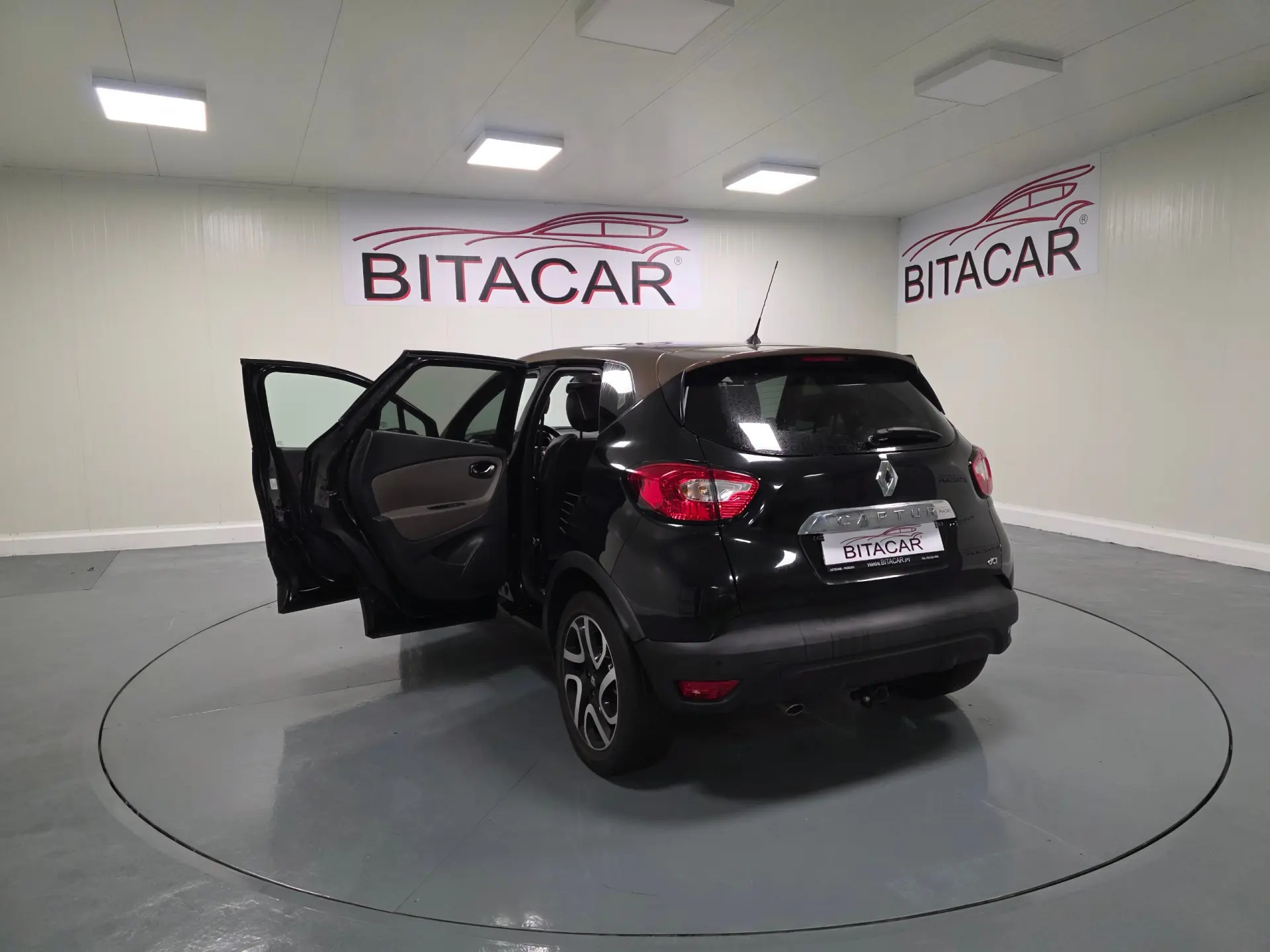 Renault Captur 1.5 dCi Exclusive 27