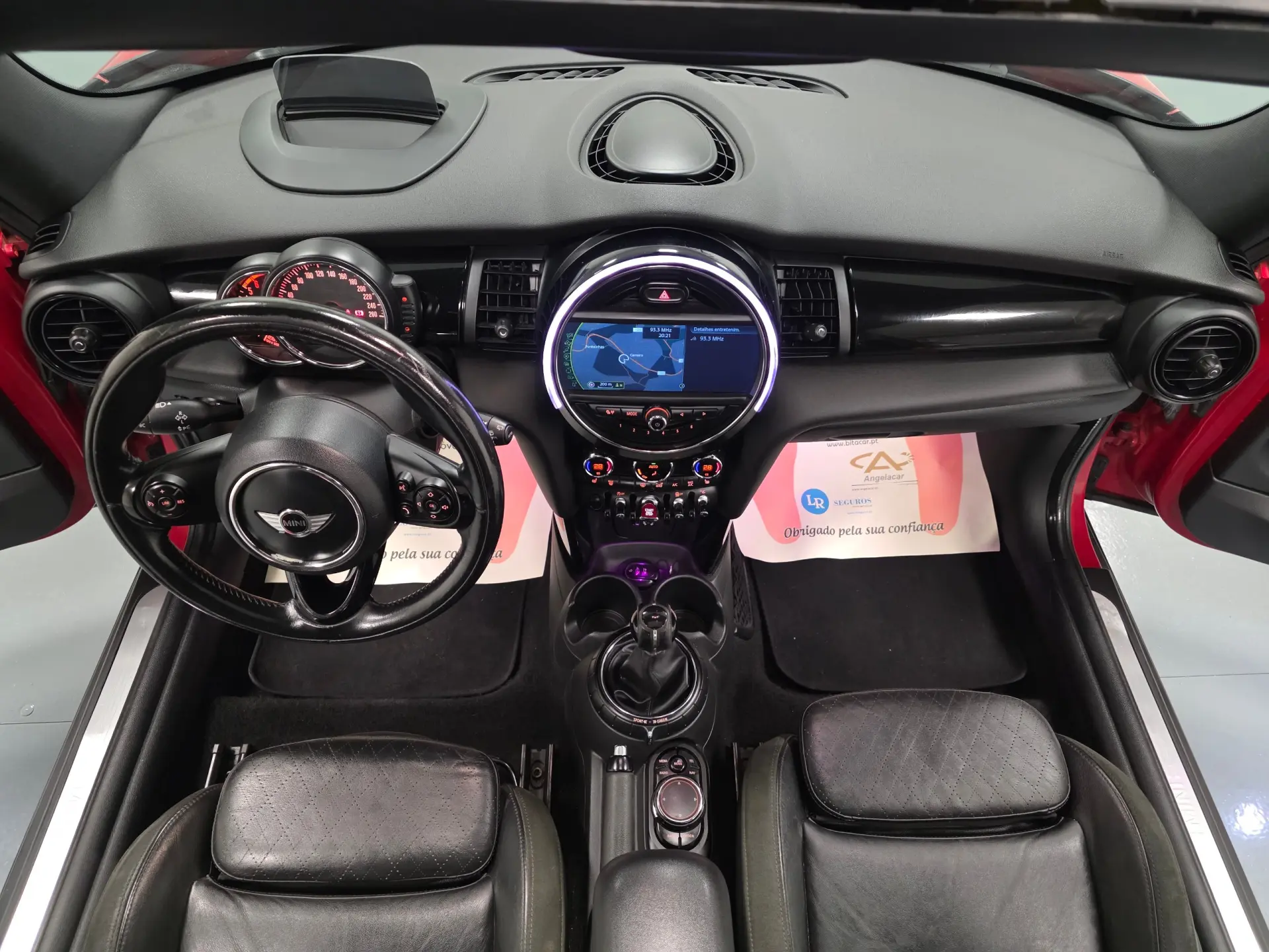 MINI 3 Portas Cooper D 122