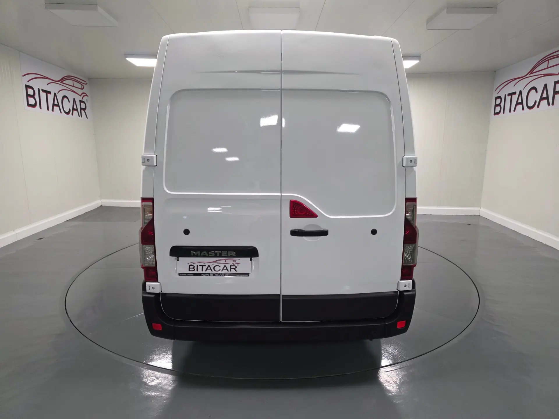 Renault Master L2H2 2.3 DCI 135CV GPS IVA DEDUTIVEL 25