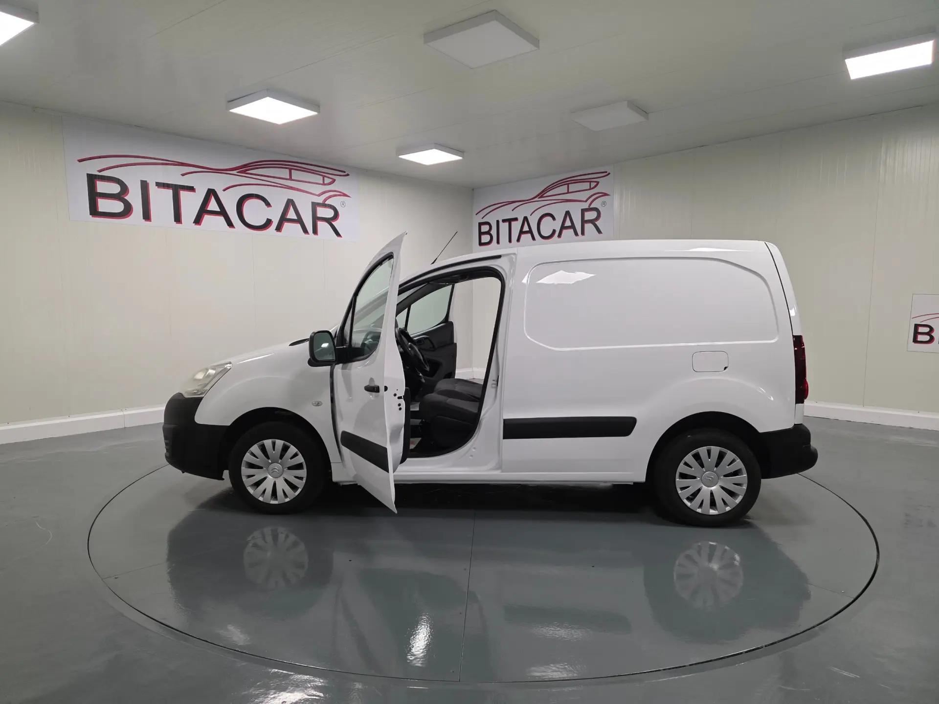 Citroën Berlingo 1.6 HDI IVA DEDUTIVEL 46