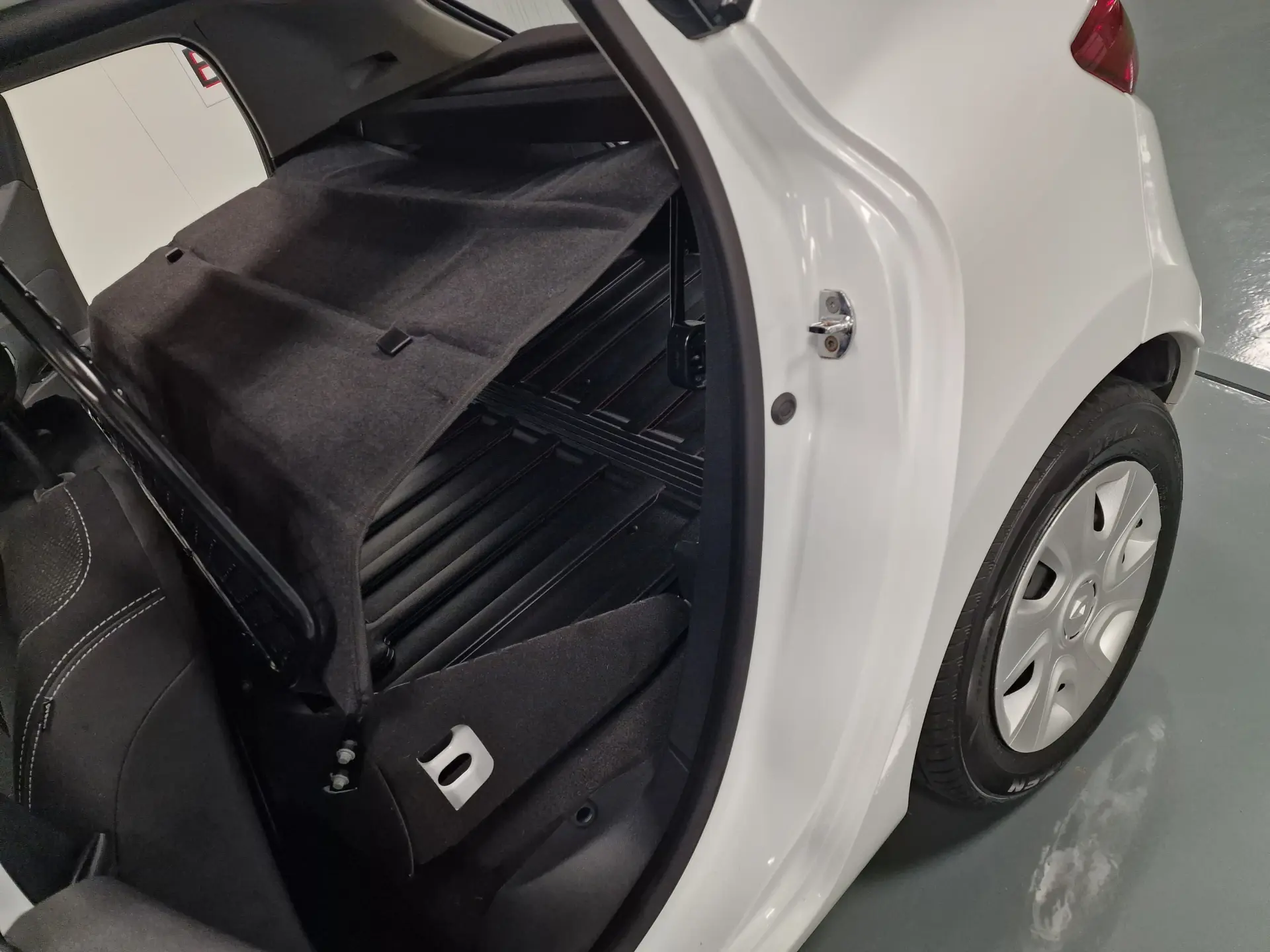 Renault Clio SOCIETE 1.5 DCI ZEN IVA DEDUTIVEL 8