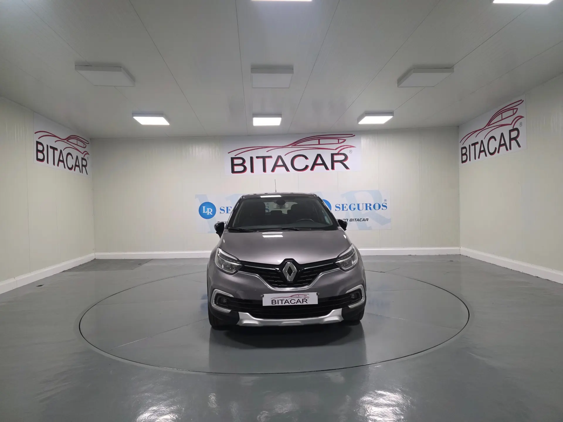 Renault Captur 1.5 DCI EXCLUSIVE 7