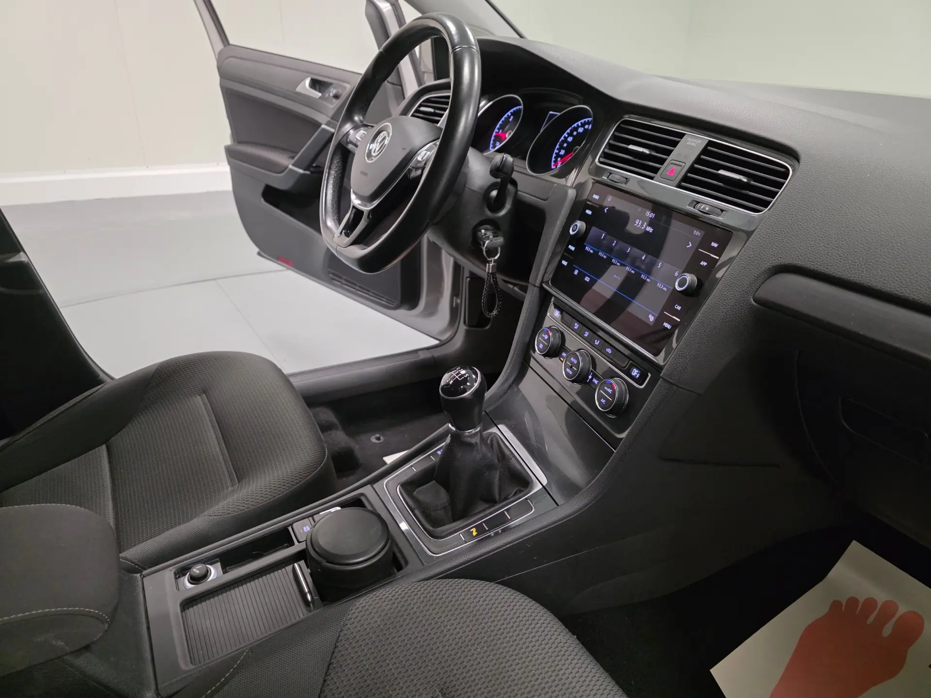 Volkswagen Golf 1.6 TDI CONFORTLINE 76