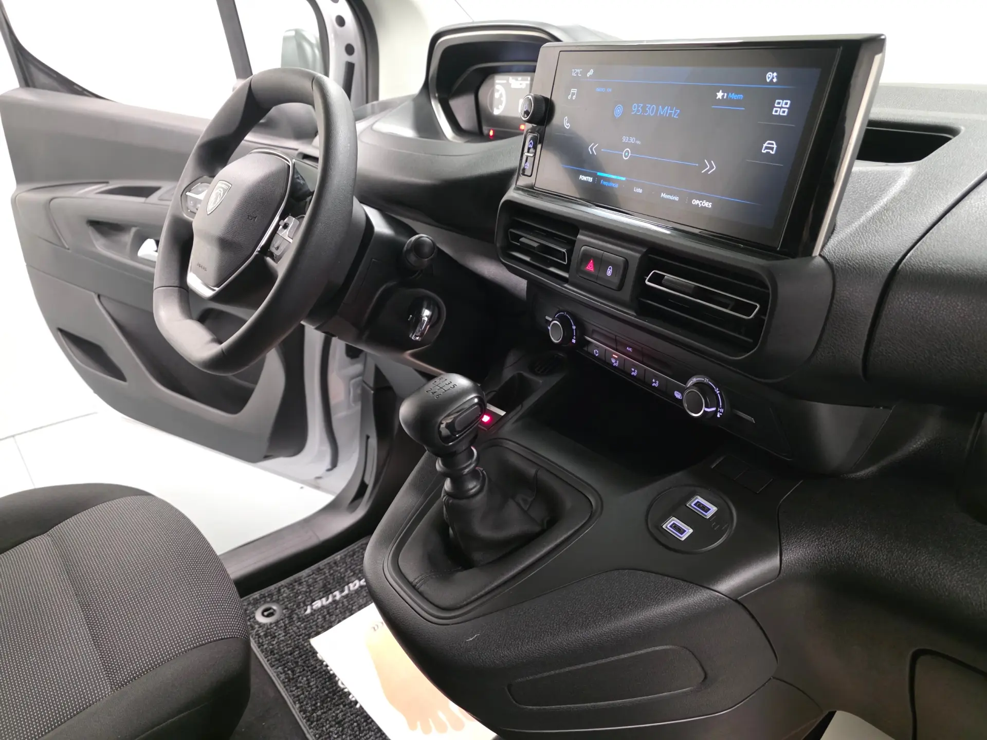 Peugeot Partner 1.5 BLUEHDI 100CV LONGA CAMARA TRASEIRA 85
