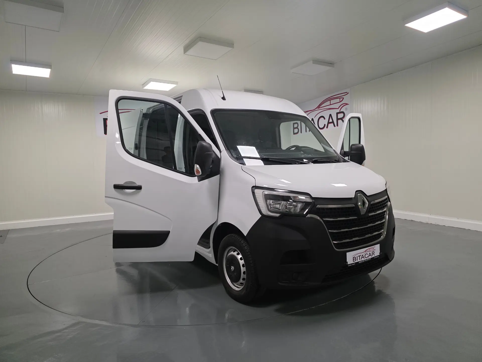 Renault Master L2H2 135CV GPS CAM TRASEIRA IVA DEDUTIVEL 39