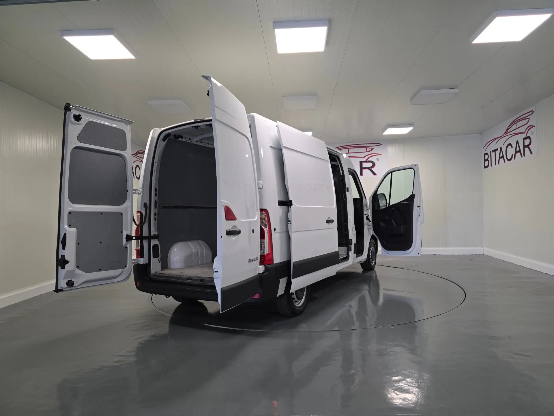 Renault Master L2H2 135CV IVA DEDUTIVEL 67