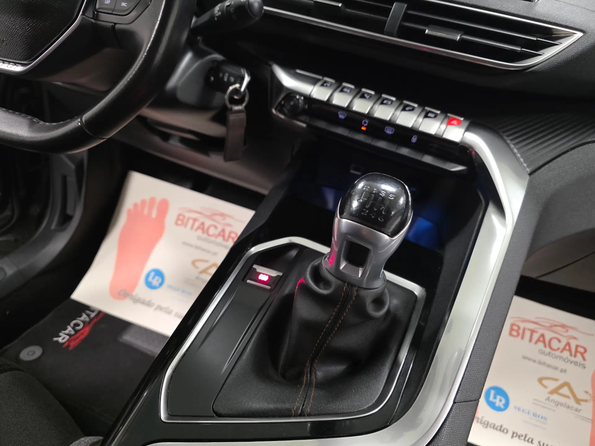 Peugeot 3008 1.5 BLUEHDI ACTIVE 143