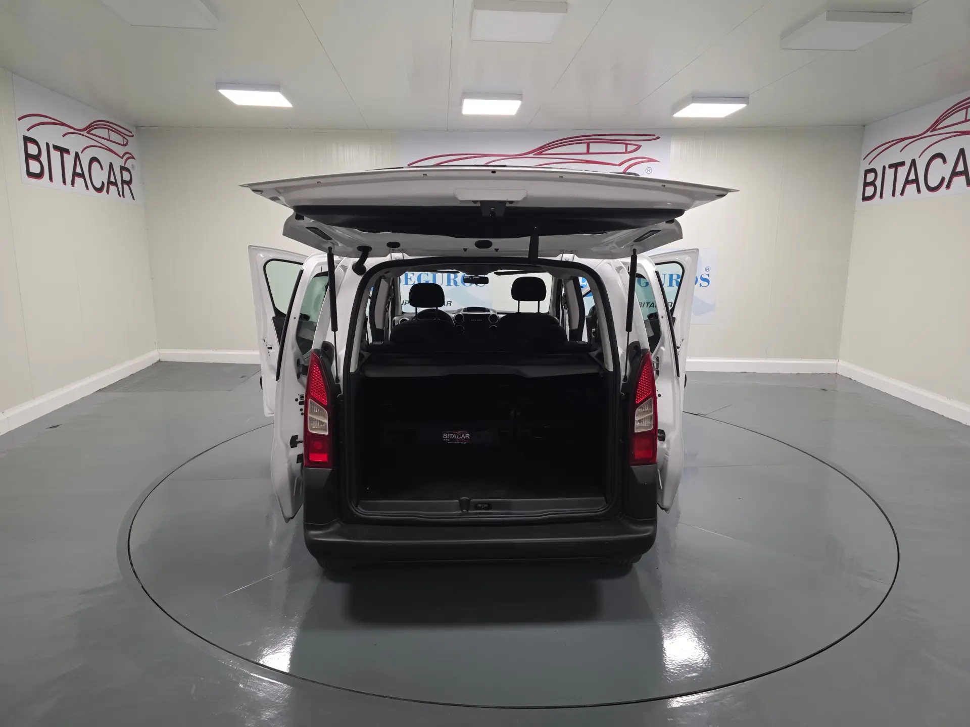 Peugeot Partner TEPEE 1.6 BLUEHDI 5 LUGARES 53