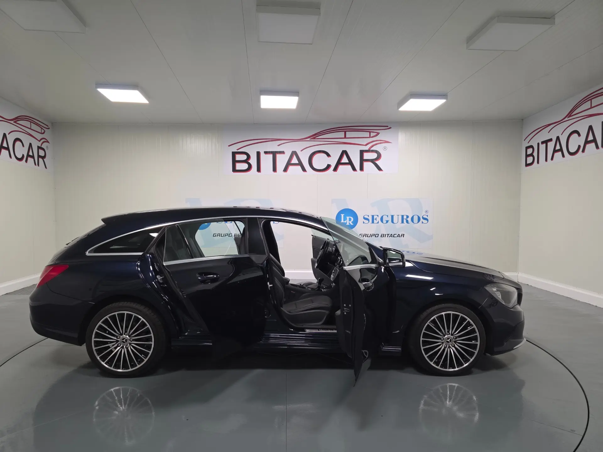 Mercedes-Benz CLA 180 d Shooting Brake Urban 51