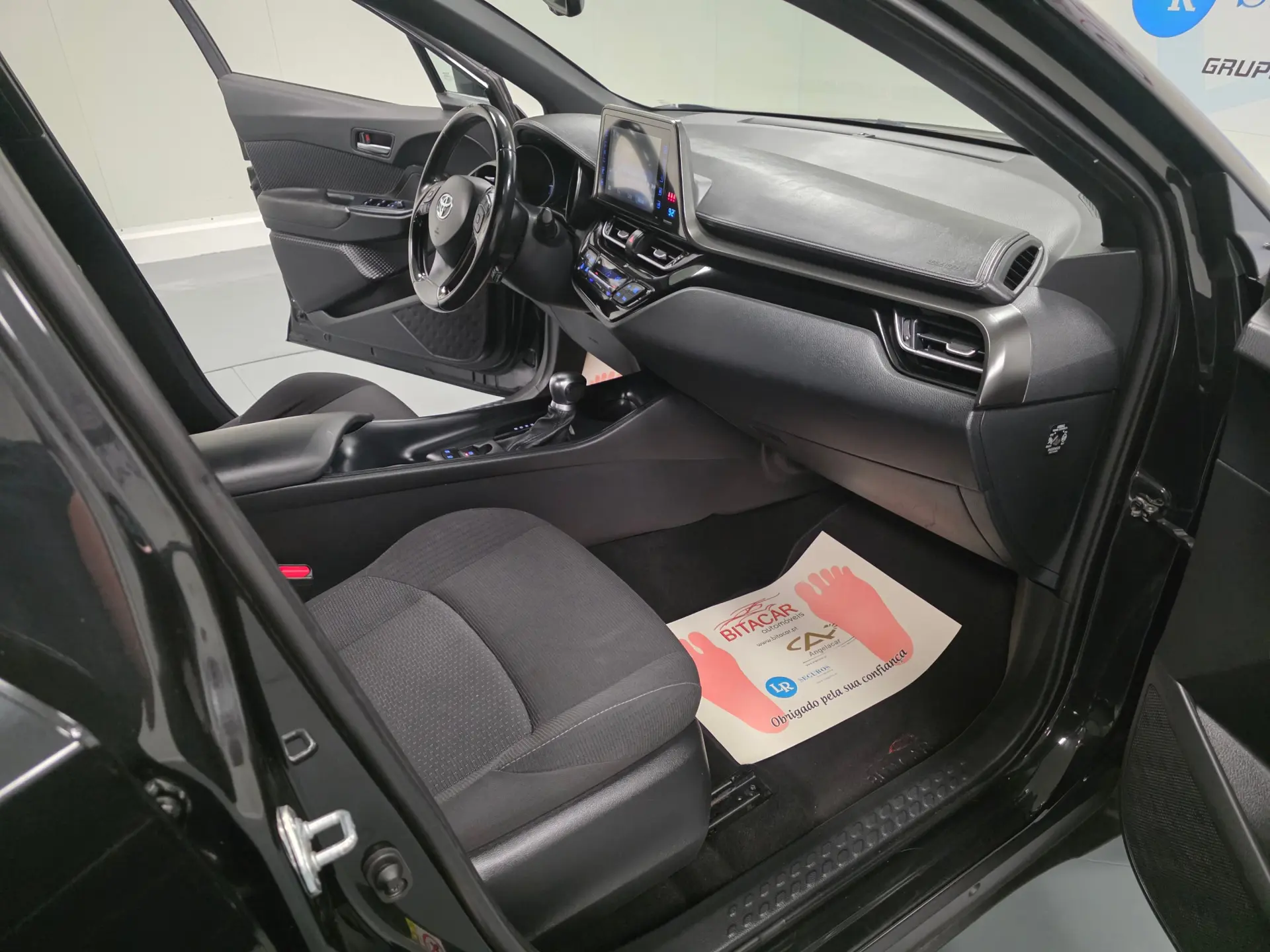 Toyota C-HR 1.8 HSD CONFORT 68