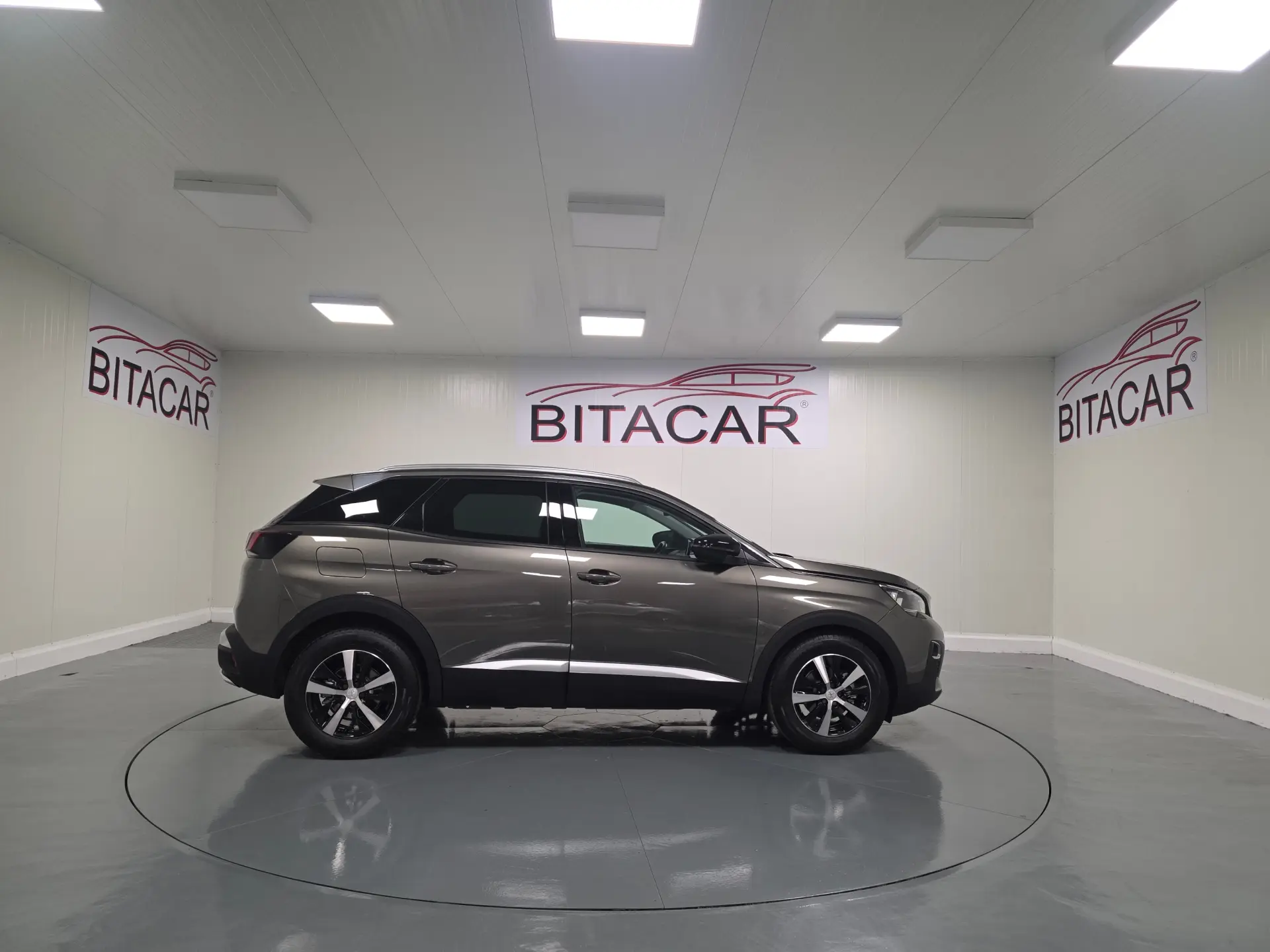 Peugeot 3008 1.5 BLUEHDI ACTIVE 54