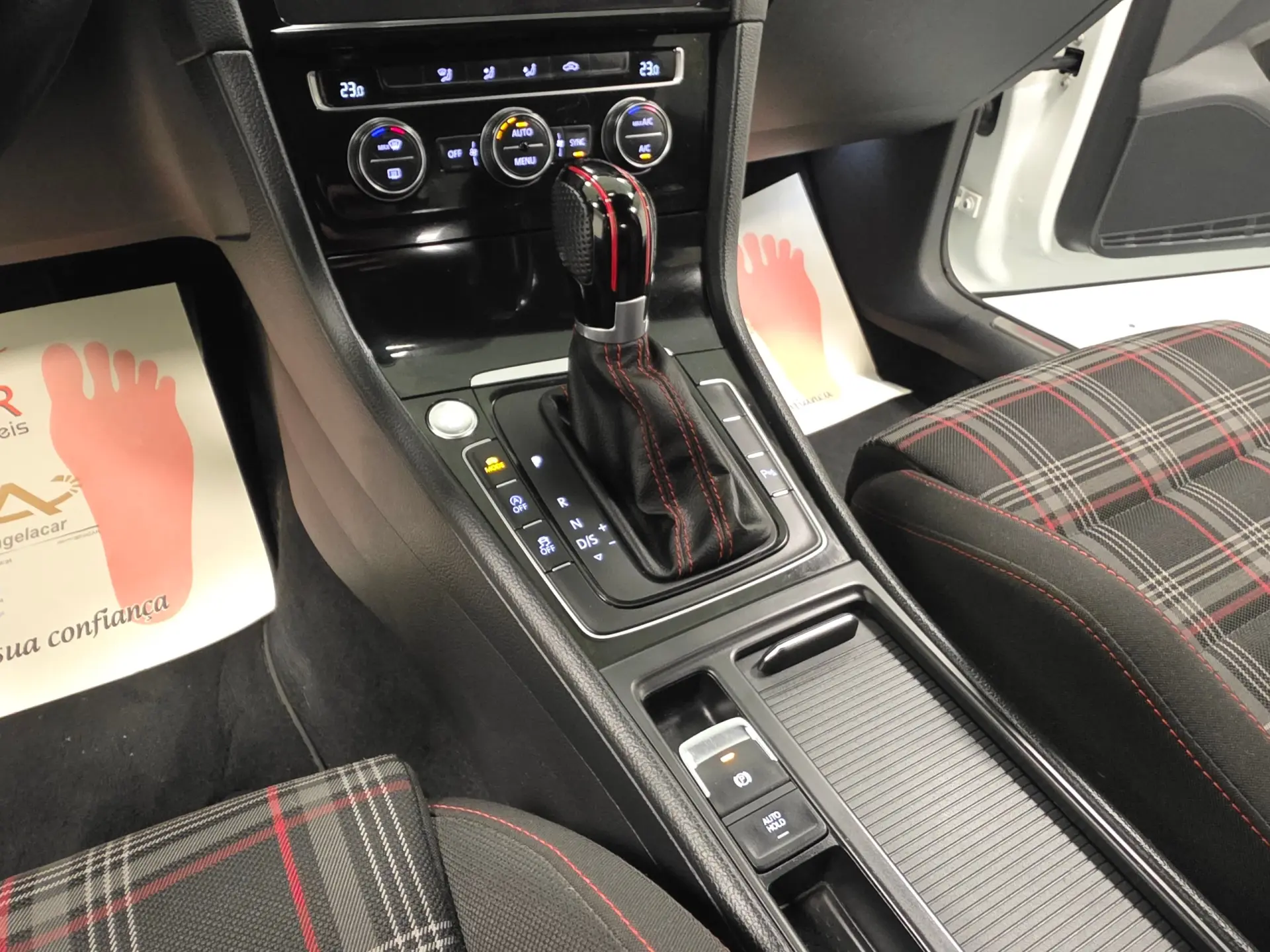 Volkswagen Golf 2.0 TSI GTI DSG Performance 103