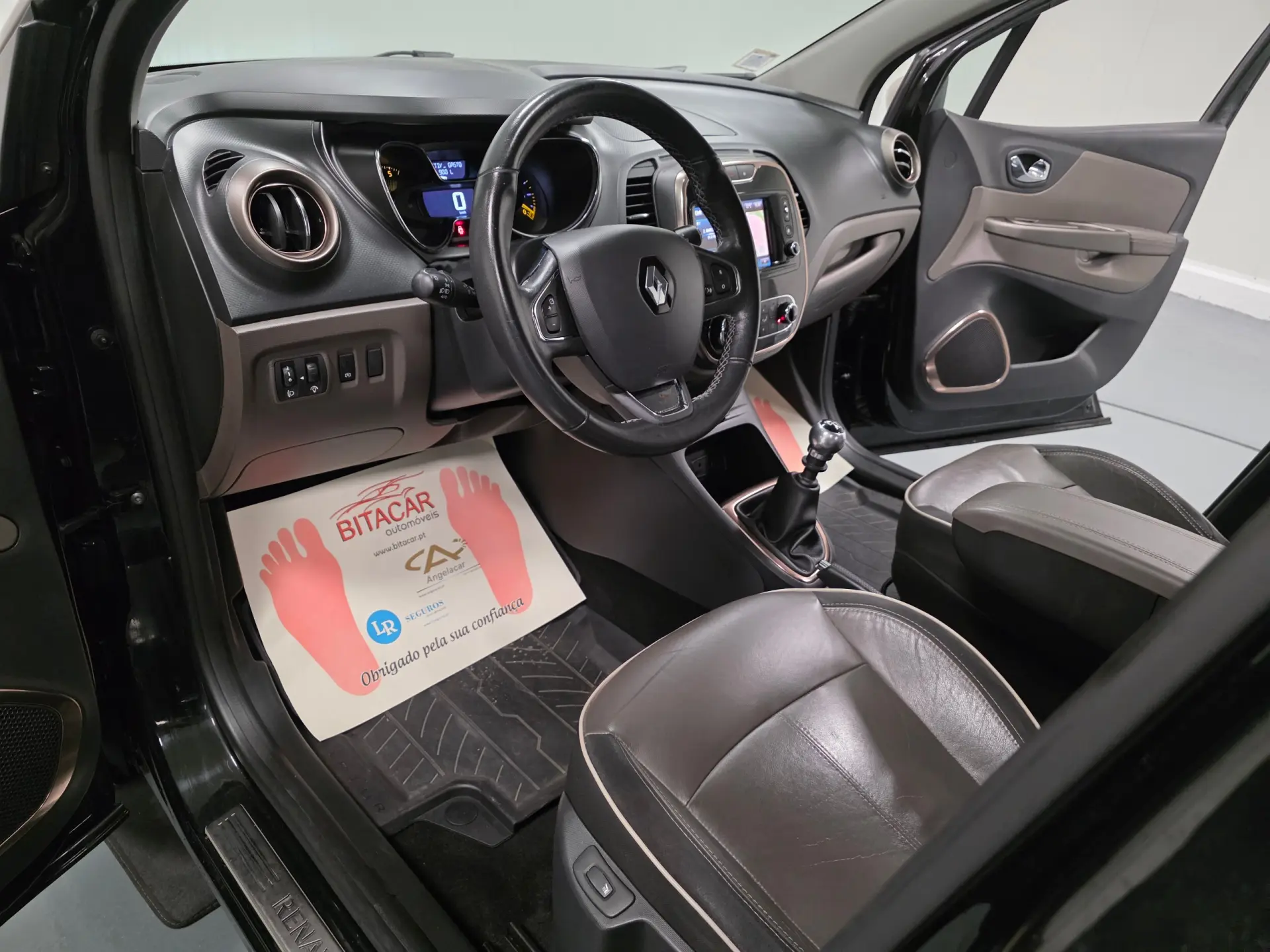 Renault Captur 1.5 dCi Exclusive 74