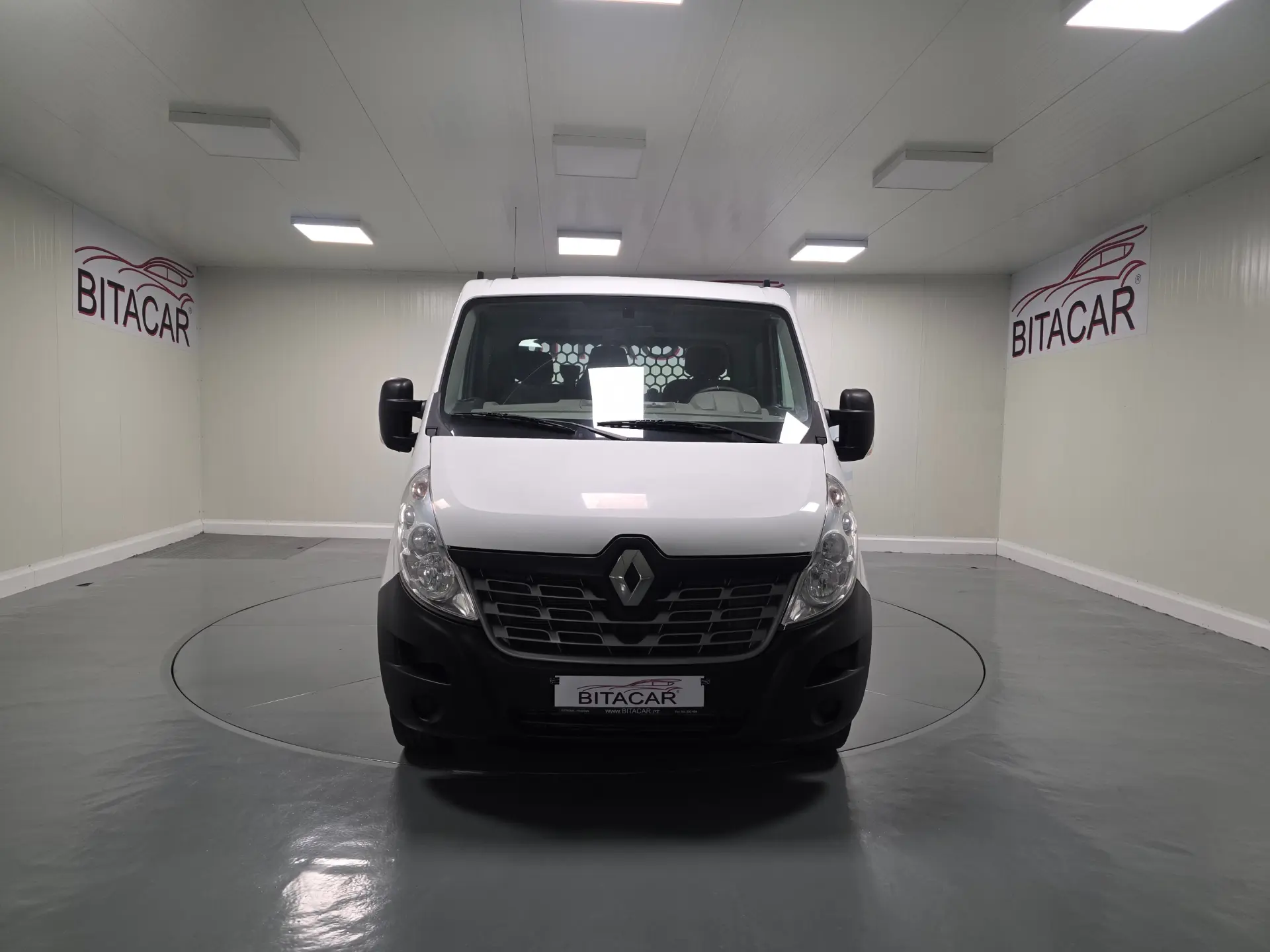 Renault Master 2.3 DCI 130CV BASCULANTE 4