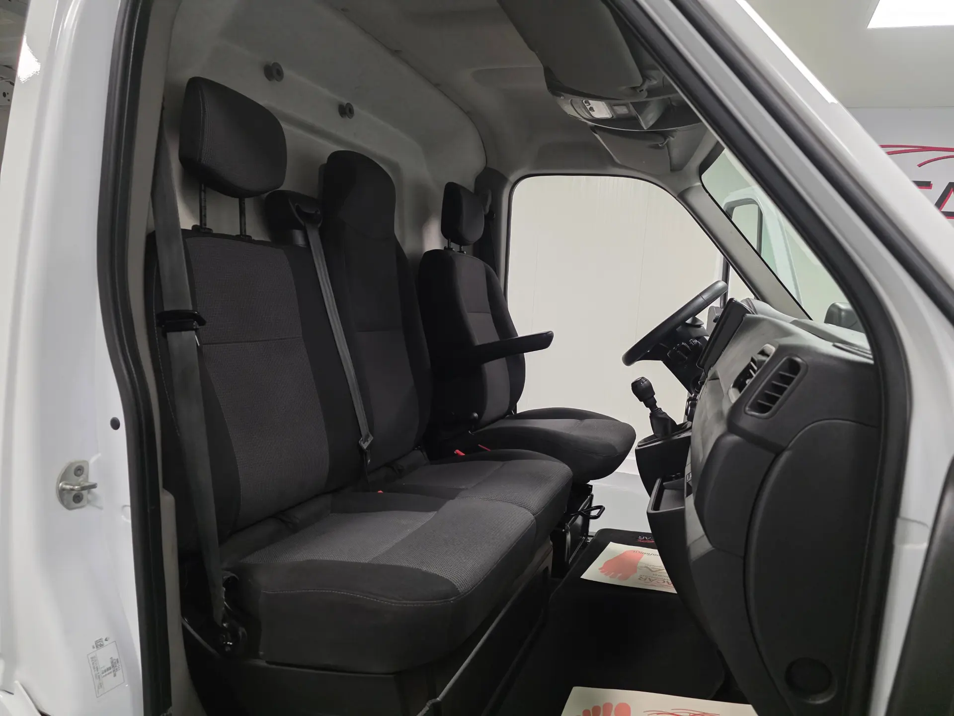 Renault Master L2H2 2.3 DCI 135CV GPS IVA DEDUTIVEL 43