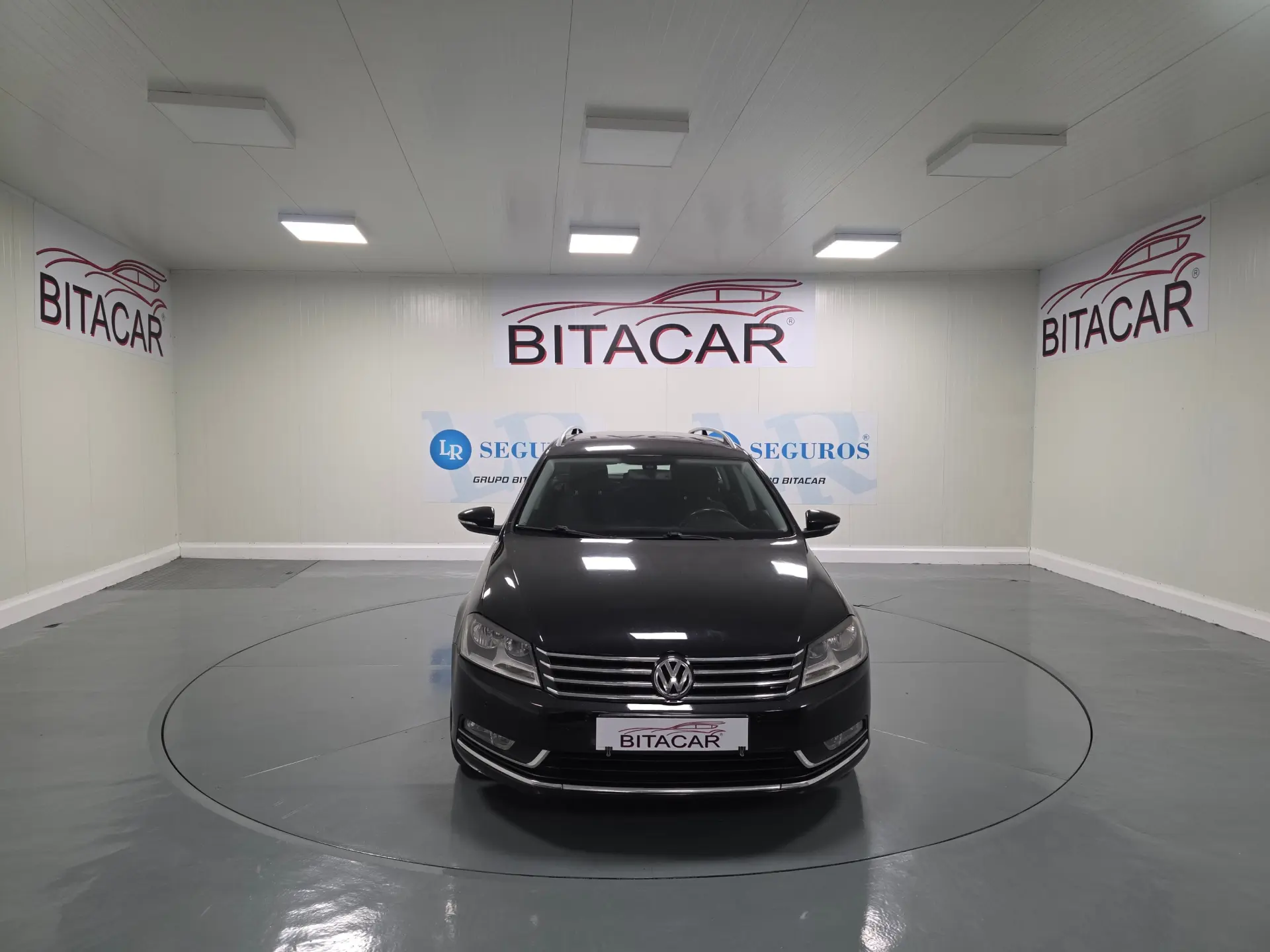 Volkswagen Passat 1.6 TDI Confortline 7