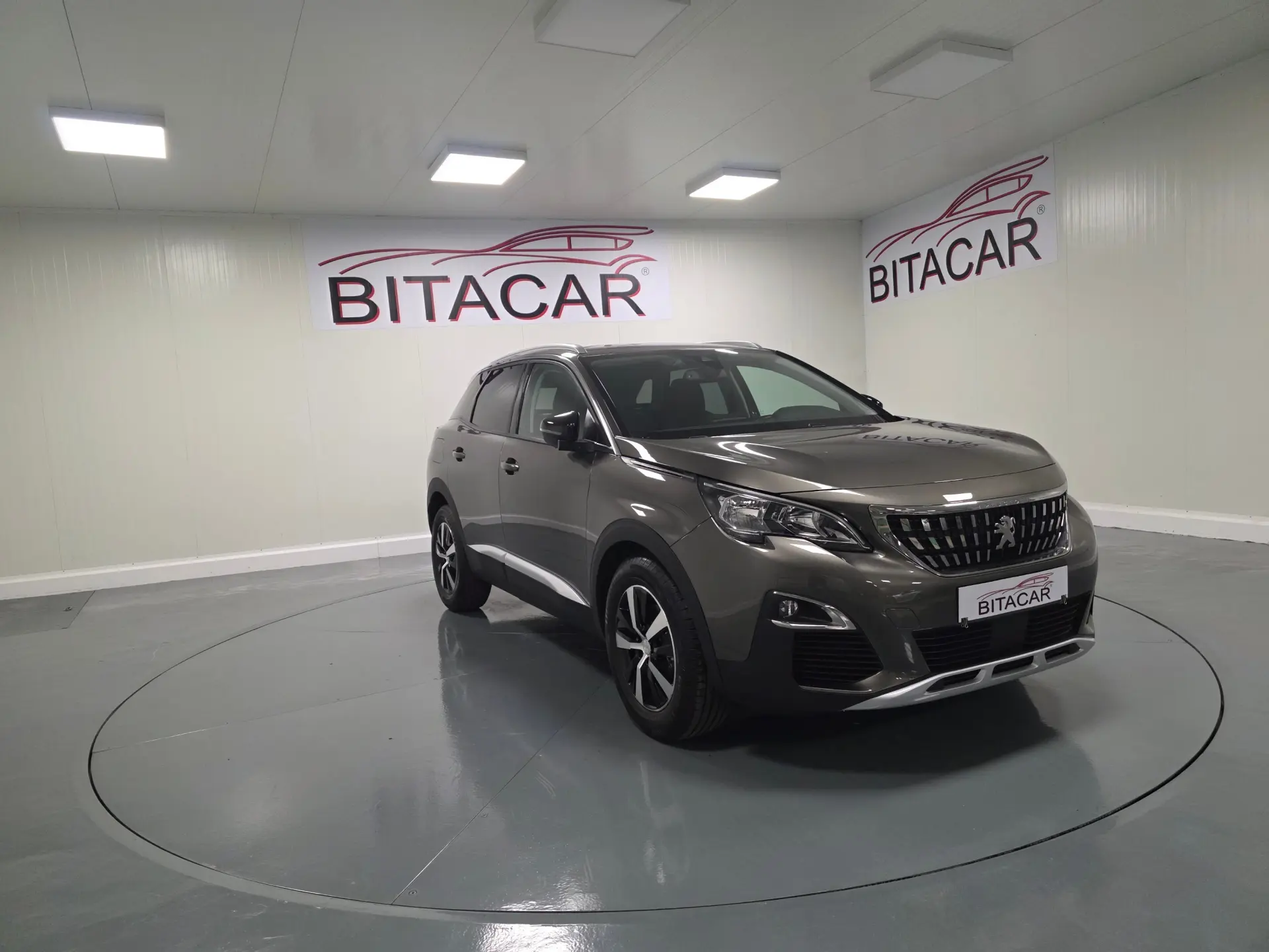Peugeot 3008 1.5 BLUEHDI ACTIVE 1