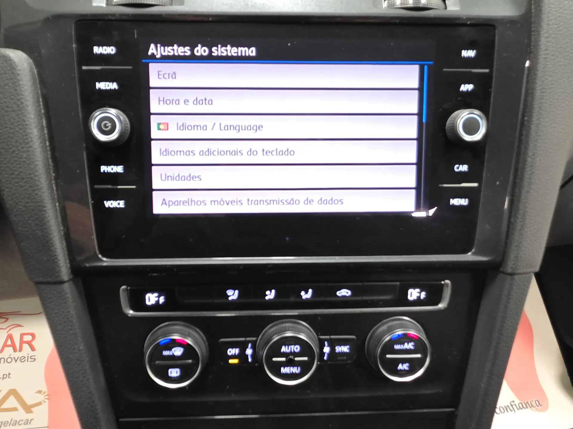 Volkswagen Golf 1.6 TDI CONFORTLINE 105