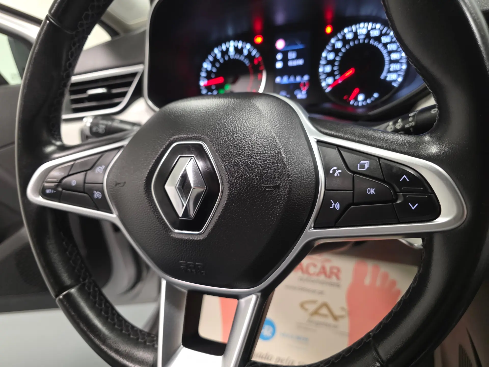 Renault Clio 1.0 TCE LIMITED 107