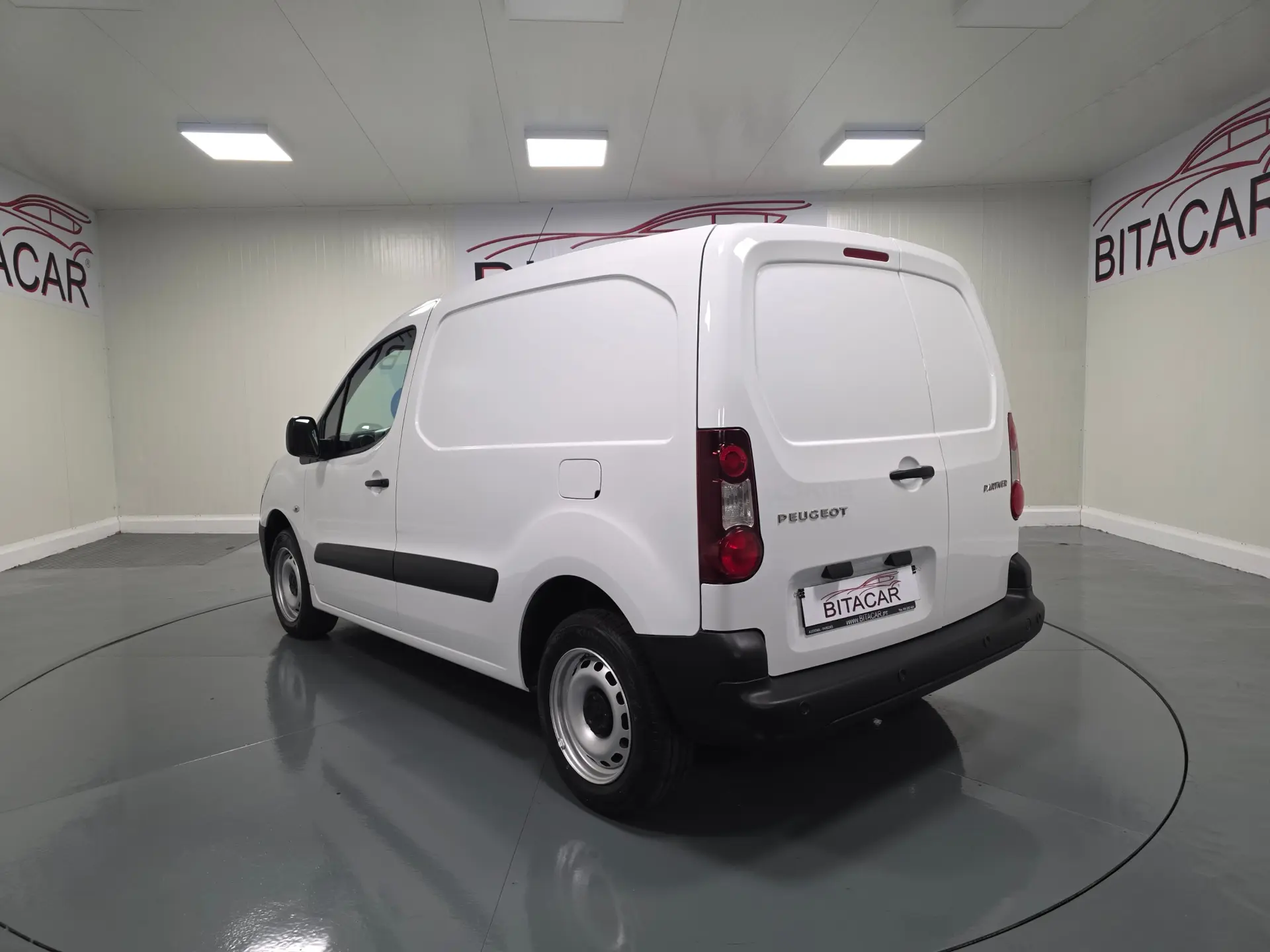 Peugeot Partner 1.6 HDI L1 PACK CD CLIM 28