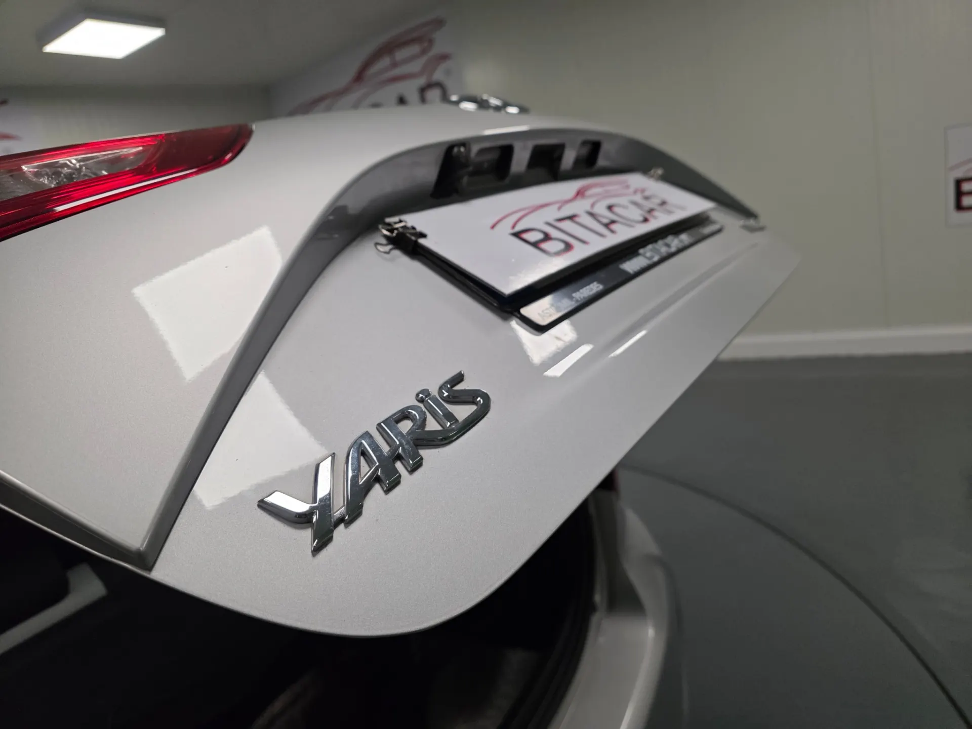 Toyota Yaris 1.5 HSD Comfort+P.Style 3