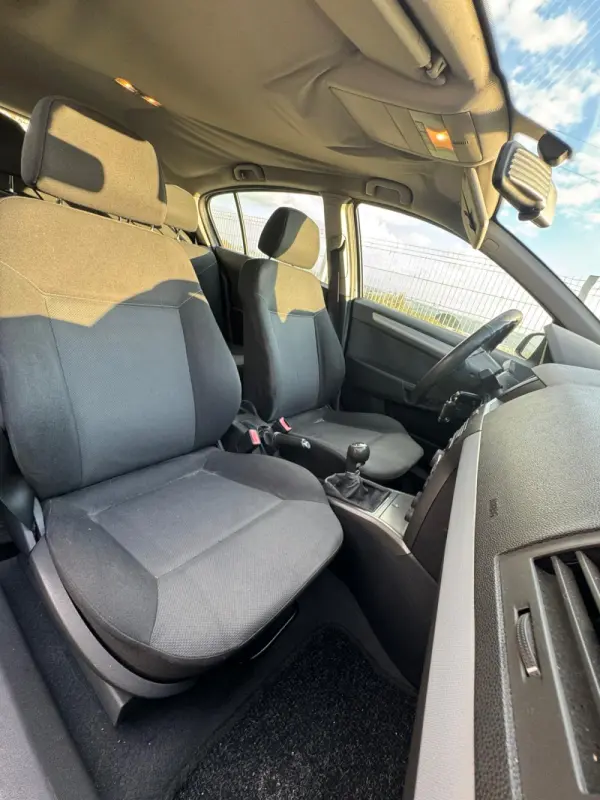 Opel Astra 1.3 CDTI Enjoy 4