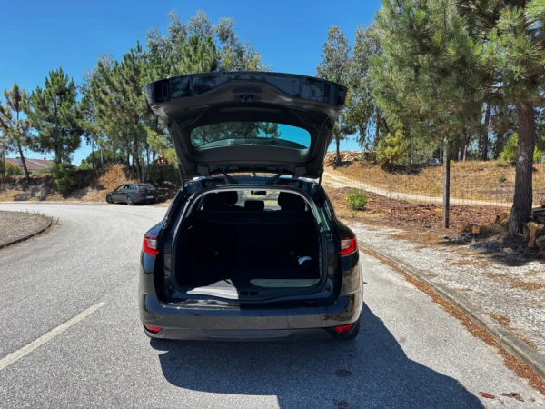 Renault Mégane Sport Tourer 1.5 Blue dCi Limited 7