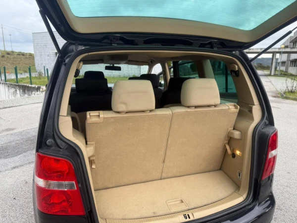 Volkswagen Touran I 2.0 TDI 16V 15