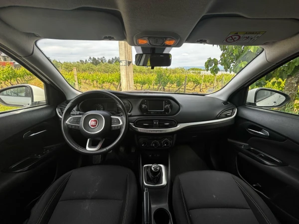 Fiat Tipo 1.3 M-Jet Easy 7