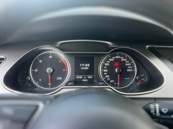 Audi A4 Allroad 2.0 TDI quattro Advance 5
