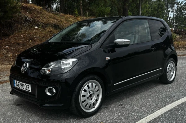Volkswagen Up! Hatchback 1.0 2