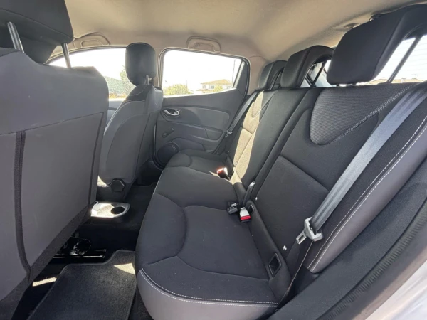 Renault Clio IV Hatchback 1.5 dCi 15