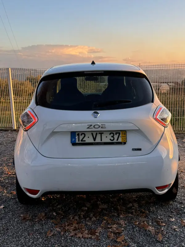 Renault Zoe (c/ Bateria) Limited 40 6