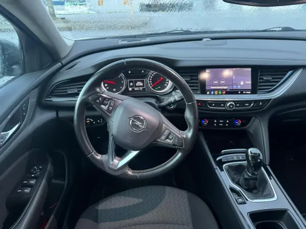 Opel Insignia Grand Sport 1.6 CDTi Business Edition 3