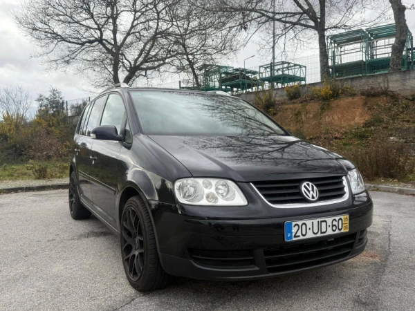 Volkswagen Touran I 2.0 TDI 16V 9