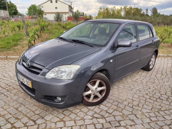 Toyota Corolla IX Hatchback 1.4D 2