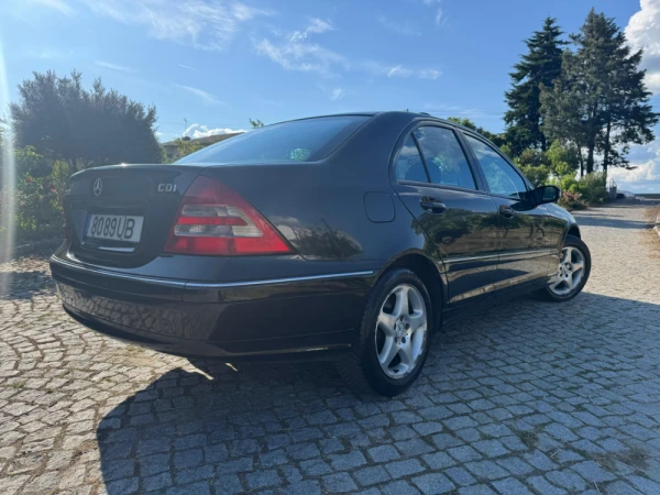 Mercedes-Benz C 220 Classe C Sedan C 220 CDI 2