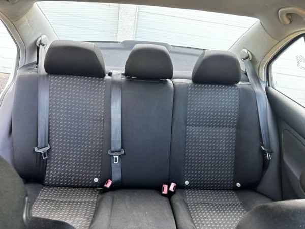Volkswagen Jetta Mk5 1.9 TDI 24