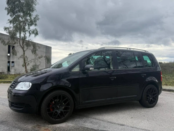 Volkswagen Touran I 2.0 TDI 16V 23