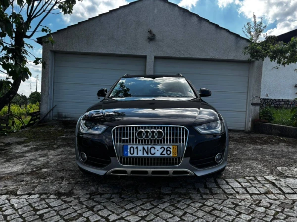 Audi A4 Allroad 2.0 TDI quattro Advance 11